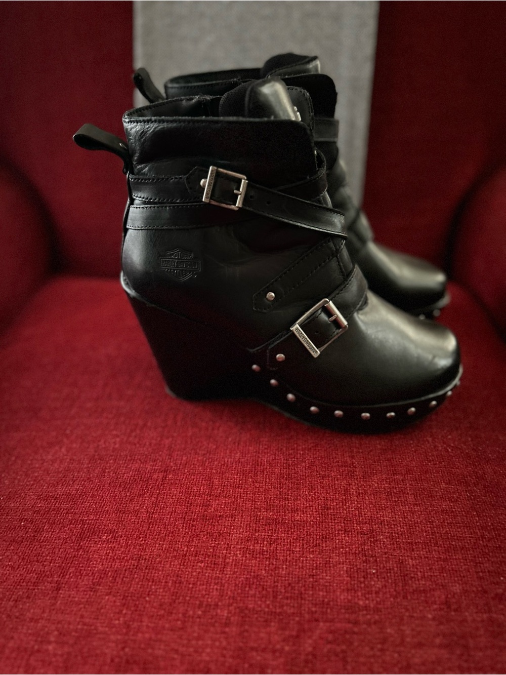 Harley-Davidson Black Leather Wedge Ankle Boots with Buckles